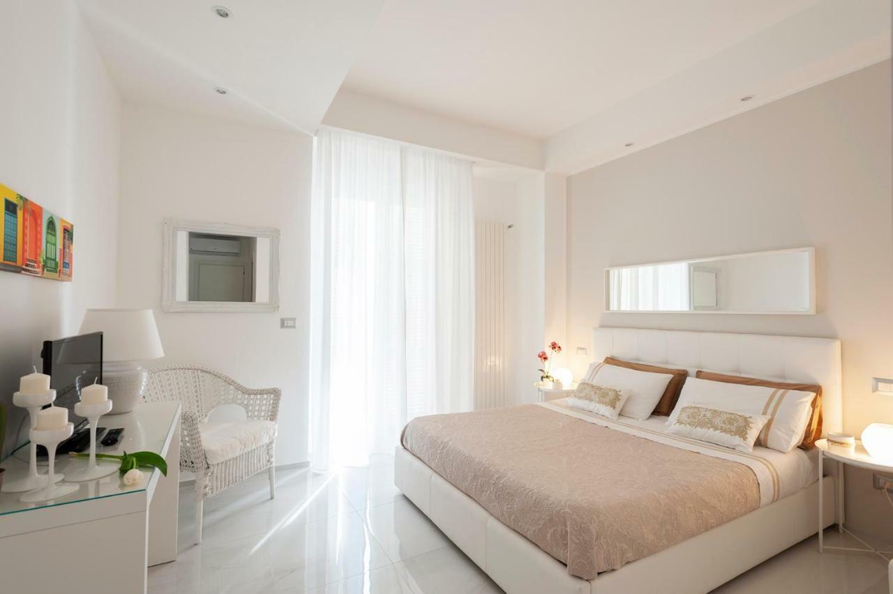 Via Dante Luxury Home Бари Экстерьер фото
